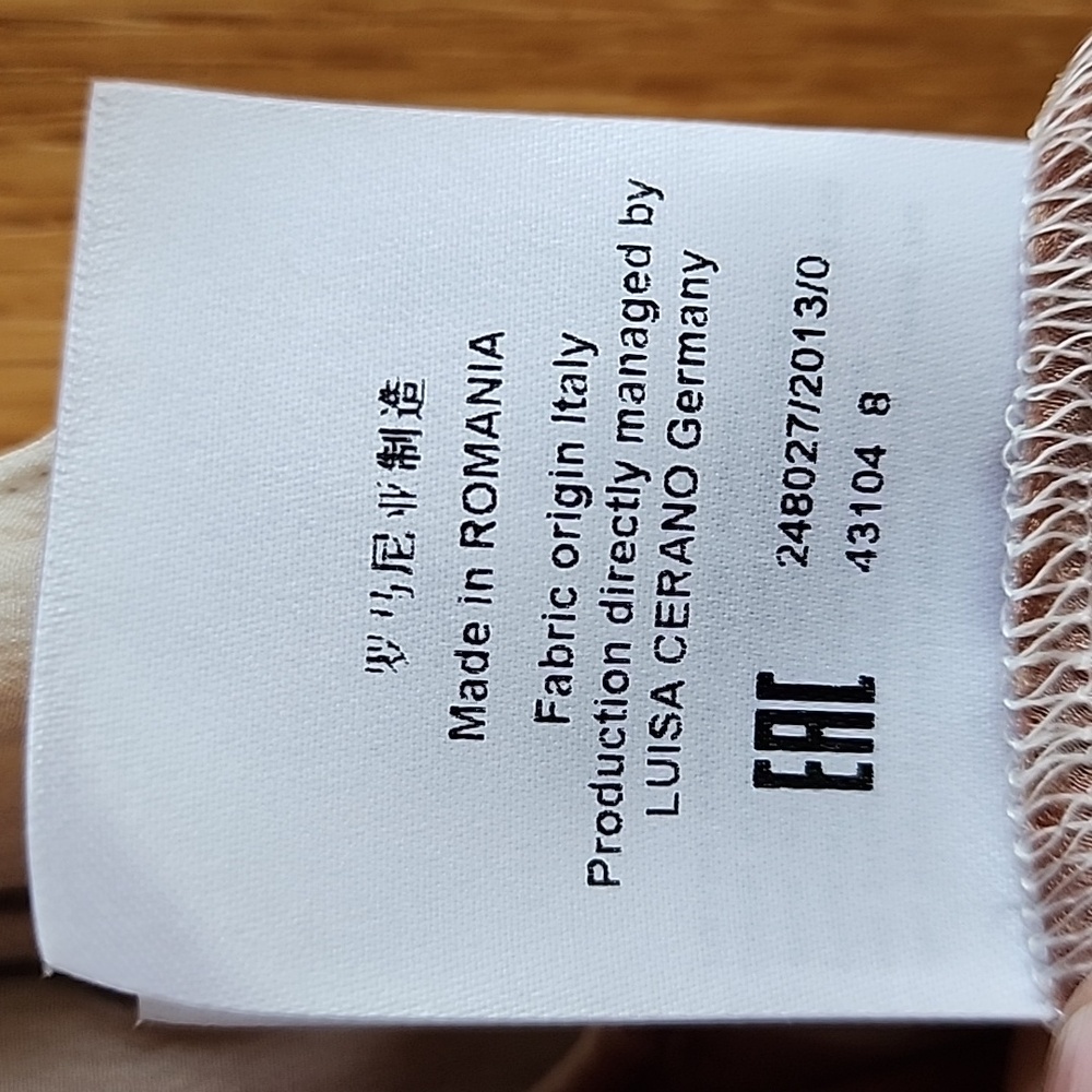 Luisa Cerano sleeveless silk blouse size 12 - Picture 9 of 10